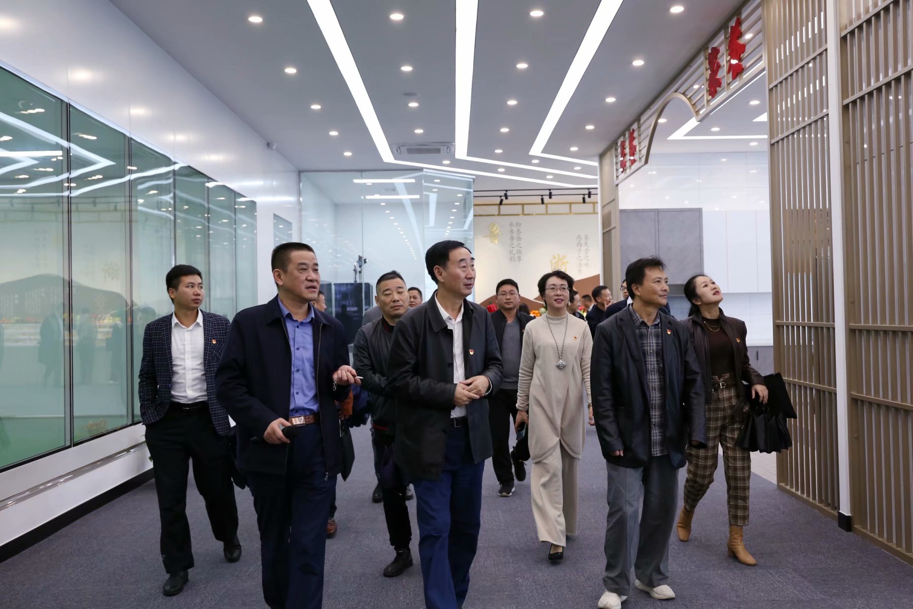 市工商联与索伊集团联合开展党建互促活动